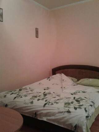 Апартаменты Красивые студии в центре рядом Менора, Мост-Сити, Пассаж Днепр Номер-студио с балконом-4